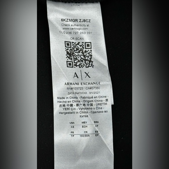 Armani Exchange IRIDESCENT LOGO CREW NECK SWEATSHIRT - Picture 7 of 8